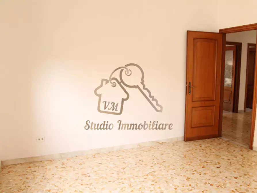 Immagine 22 di Appartamento in affitto  in Via Cassia,928 a Roma