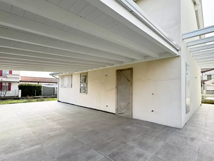 Immagine 8 di Casa trifamiliare in vendita  in Via Don Pietro Garbin a Borgo Veneto