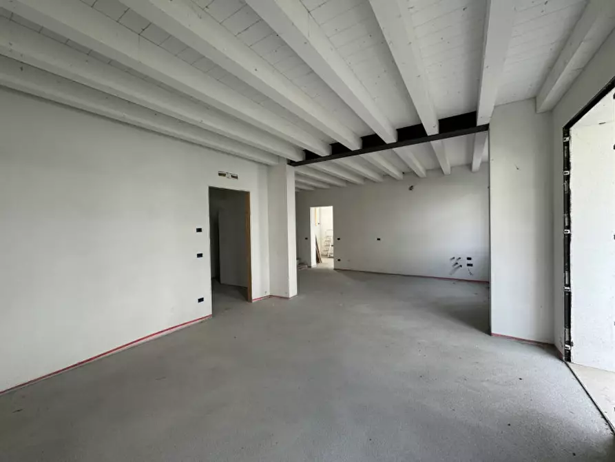 Immagine 9 di Casa trifamiliare in vendita  in Via Don Pietro Garbin a Borgo Veneto