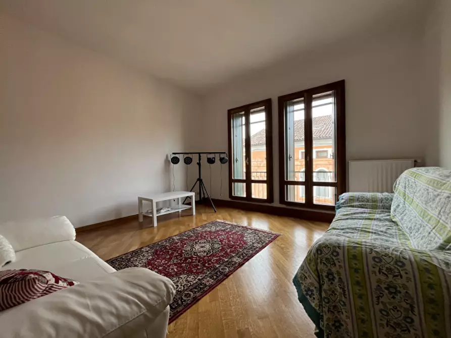 Immagine 1 di Appartamento in affitto  a Cittadella