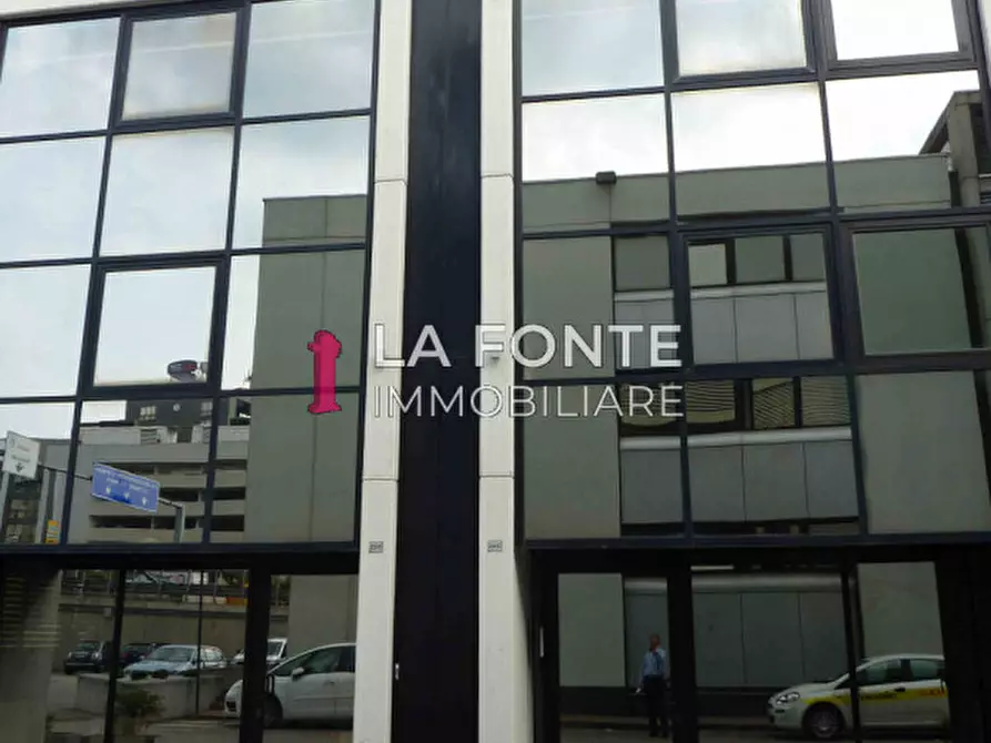 Immagine 4 di Ufficio in affitto  a Padova