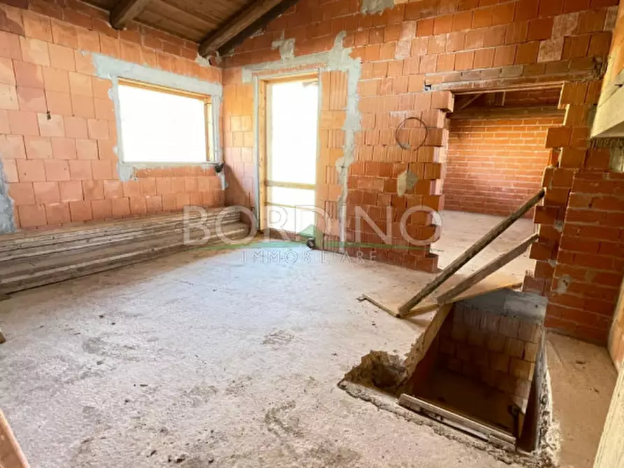 Immagine 21 di Casa bifamiliare in vendita  a Govone