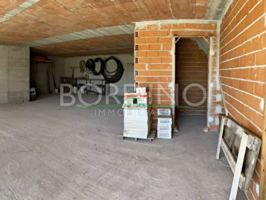 Immagine 25 di Casa bifamiliare in vendita  a Govone