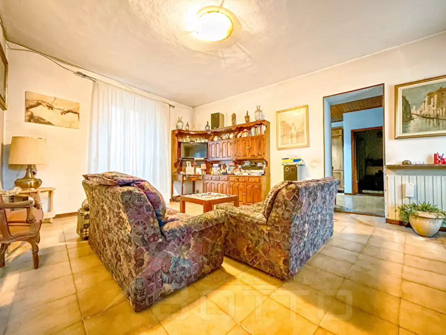 Immagine 1 di Appartamento in vendita  in via Dante 25 a Gozzano