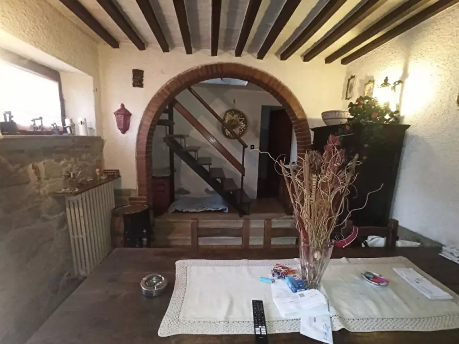 Immagine 4 di Appartamento in vendita  a Paciano