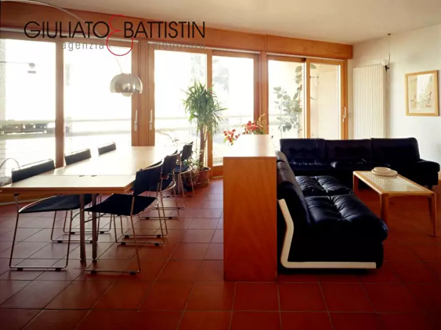 Immagine 4 di Casa bifamiliare in vendita  in Via Gerolamo Egidio di Velo a Vicenza