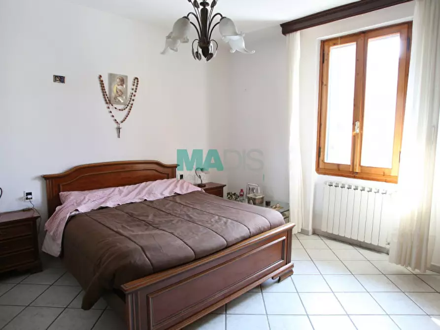 Immagine 1 di Appartamento in vendita  in via tirso a Prato