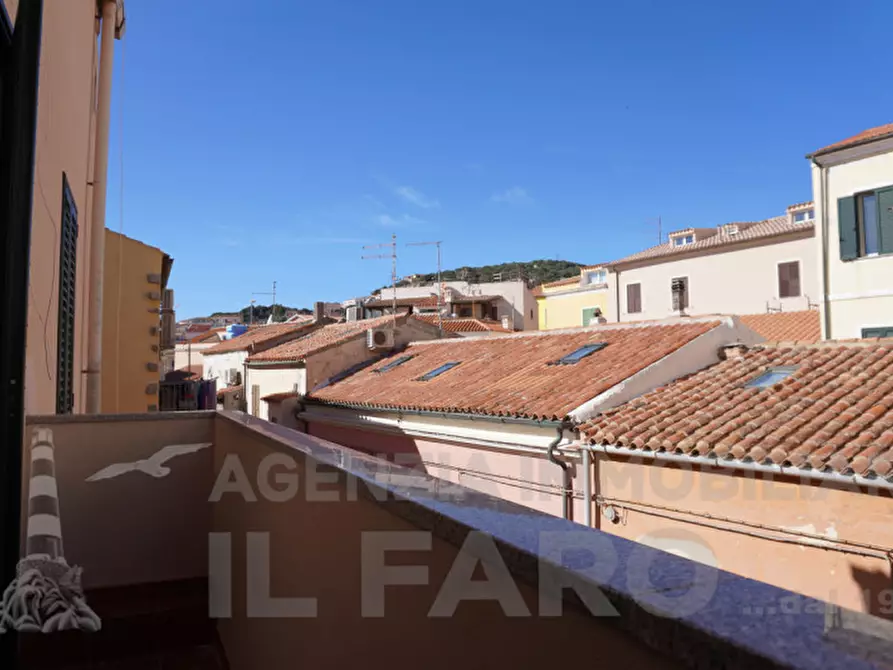 Immagine 20 di Appartamento in vendita  in Via Vittorio Emanuele a La Maddalena