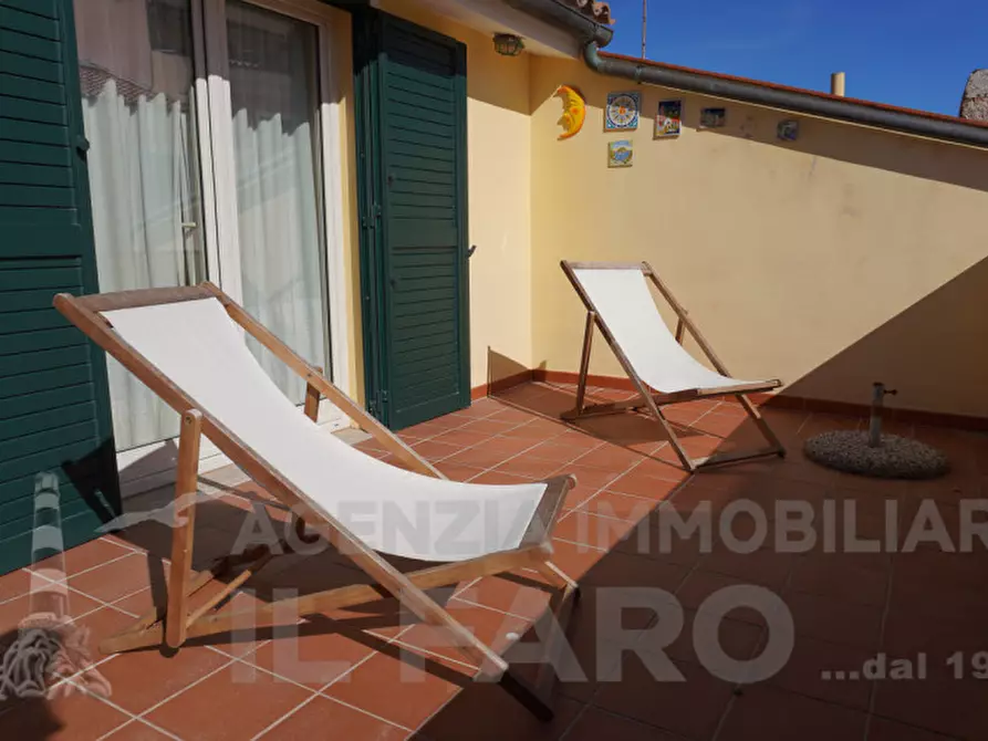 Immagine 25 di Appartamento in vendita  in Via Vittorio Emanuele a La Maddalena