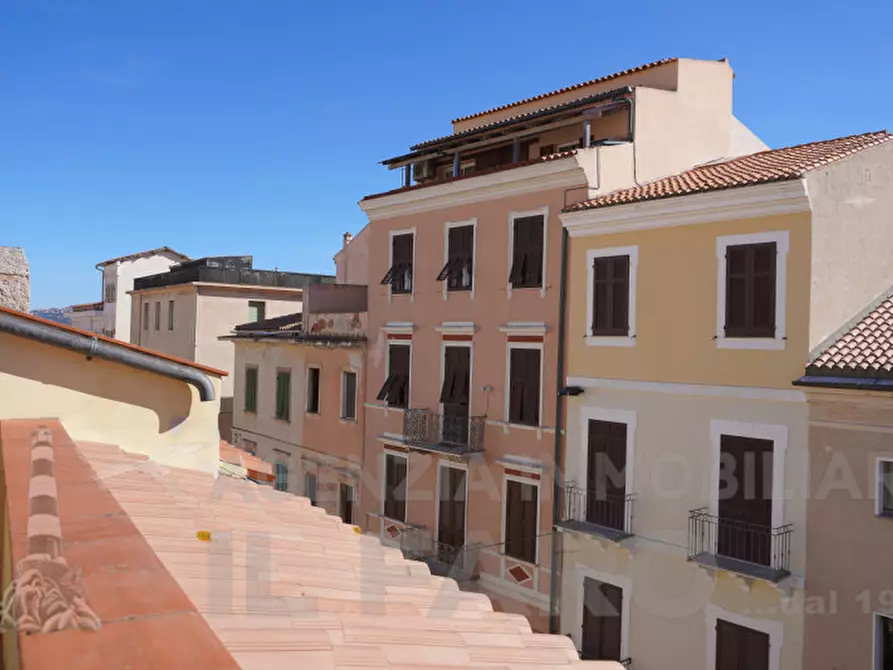 Immagine 28 di Appartamento in vendita  in Via Vittorio Emanuele a La Maddalena