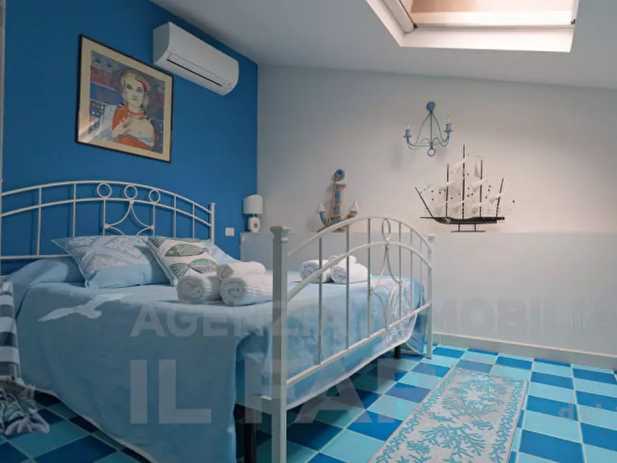 Immagine 29 di Appartamento in vendita  in Via Vittorio Emanuele a La Maddalena