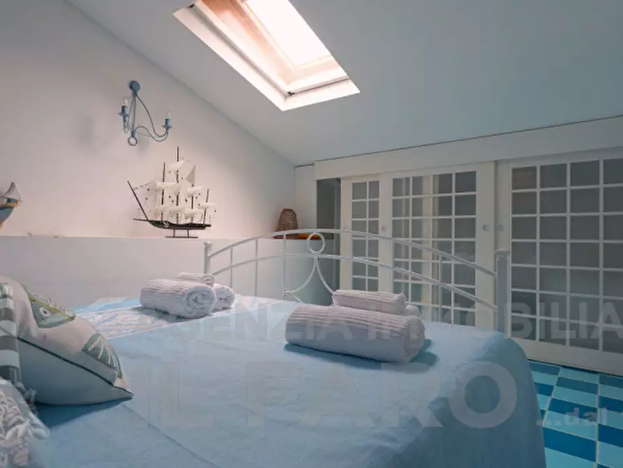 Immagine 32 di Appartamento in vendita  in Via Vittorio Emanuele a La Maddalena