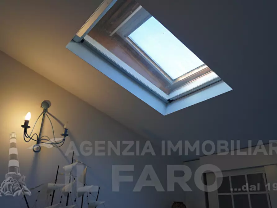 Immagine 33 di Appartamento in vendita  in Via Vittorio Emanuele a La Maddalena