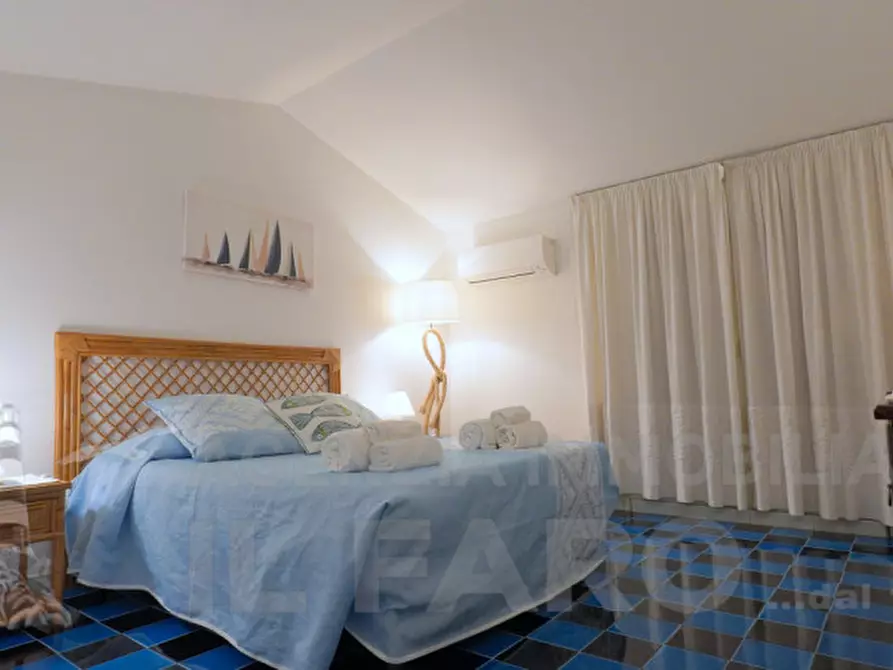 Immagine 40 di Appartamento in vendita  in Via Vittorio Emanuele a La Maddalena