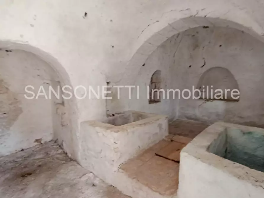 Immagine 21 di Rustico / casale in vendita  in JOGAJ a Ostuni