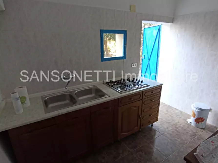 Immagine 34 di Rustico / casale in vendita  in JOGAJ a Ostuni