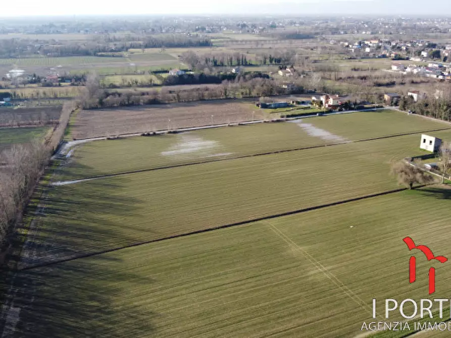 Immagine 2 di Terreno in vendita  in Via Boscariola a Venezia