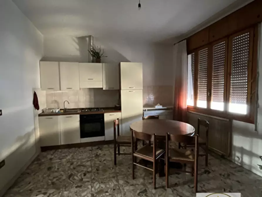 Immagine 1 di Appartamento in vendita  in Via Roma a Carceri