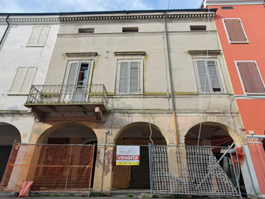 Immagine 1 di Palazzo in vendita  in VIA DELLA PACE a Concordia Sulla Secchia
