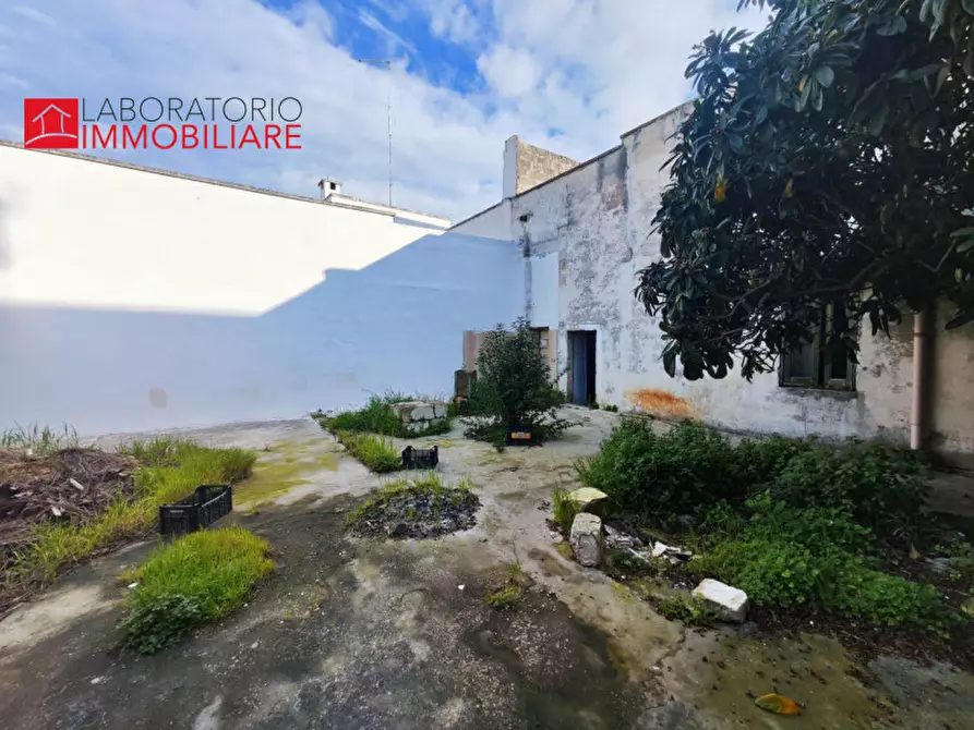 Immagine 37 di Casa indipendente in vendita  in Via Garibaldi 9 a Guagnano