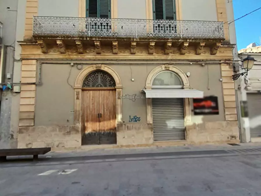 Immagine 2 di Casa indipendente in vendita  a Vittoria