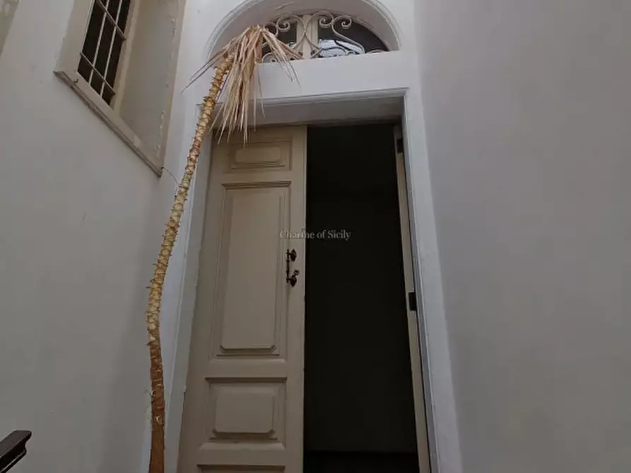 Immagine 8 di Casa indipendente in vendita  a Vittoria