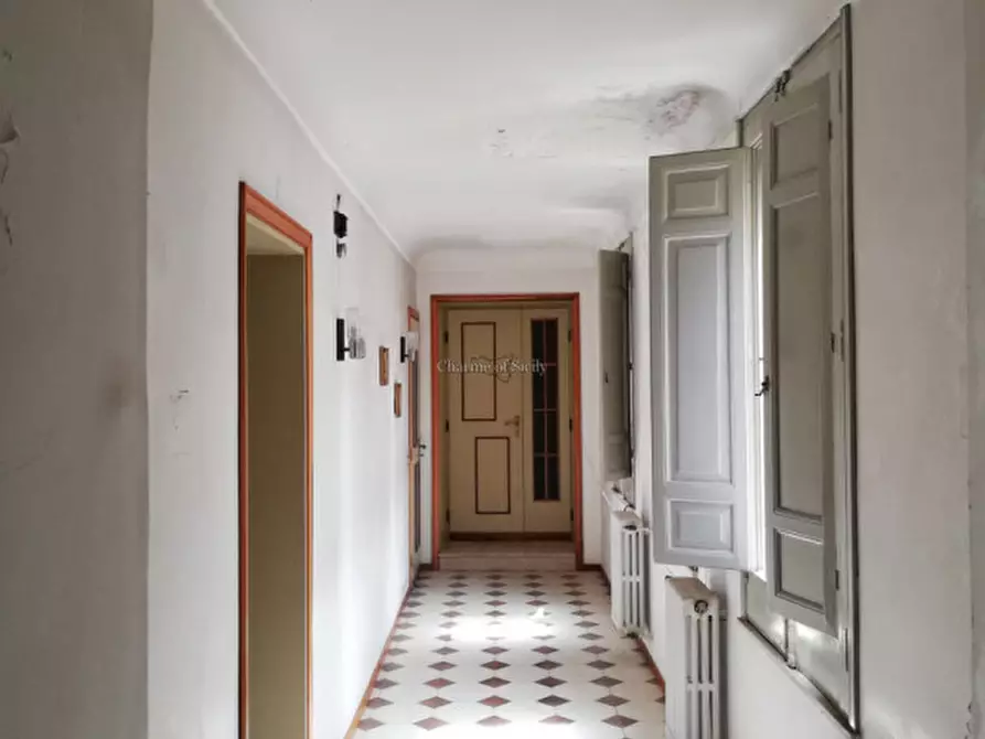Immagine 10 di Casa indipendente in vendita  a Vittoria