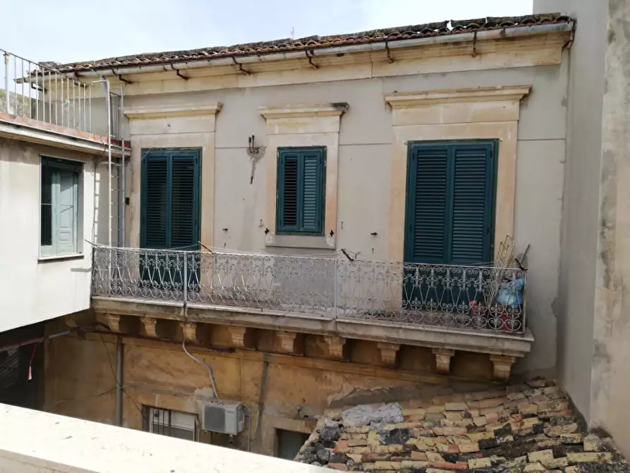 Immagine 29 di Casa indipendente in vendita  a Vittoria