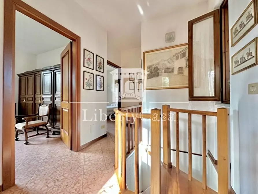 Immagine 9 di Villa in vendita  in Via Promontorio a Toscolano-Maderno