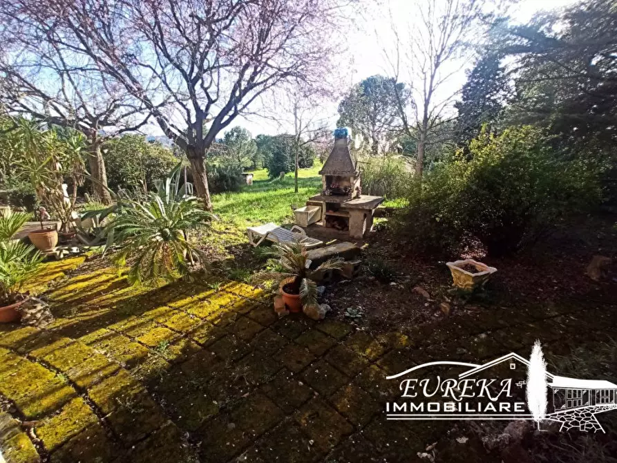 Immagine 30 di Villa in vendita  in Località Pineta a Castiglione Del Lago