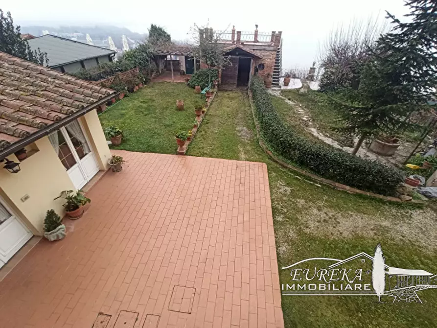 Immagine 29 di Appartamento in vendita  in via roma 152 a Castiglione Del Lago