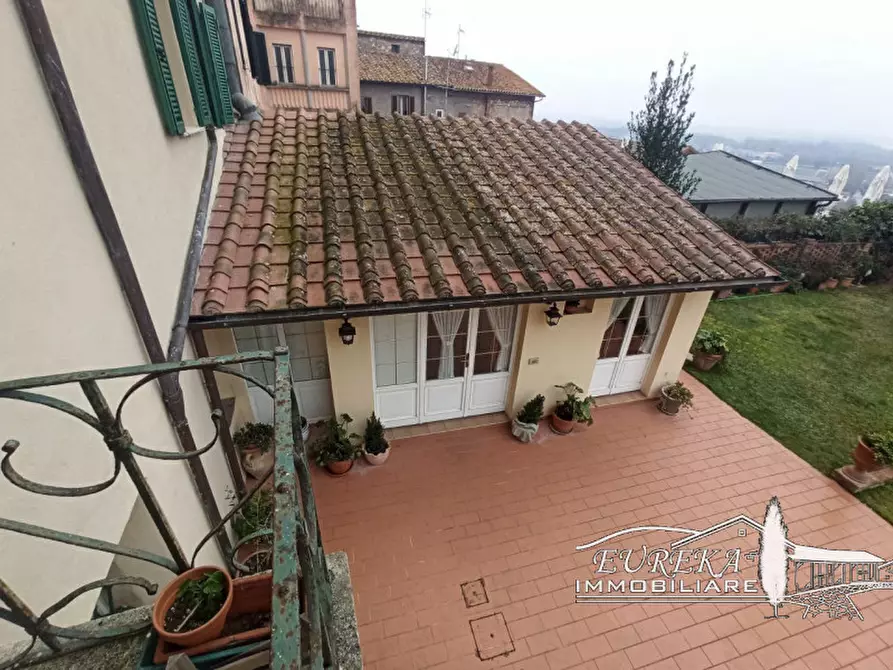 Immagine 30 di Appartamento in vendita  in via roma 152 a Castiglione Del Lago