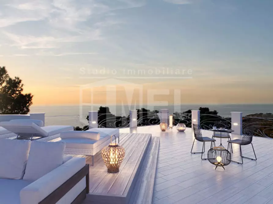 Immagine 14 di Attico in vendita  in viale del tirreno a Livorno