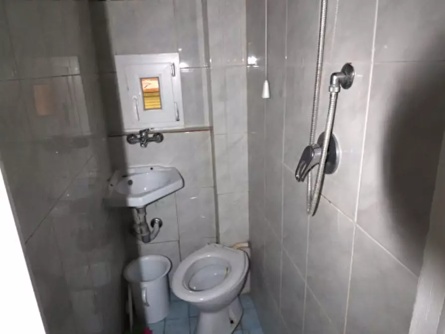 Immagine 5 di Appartamento in vendita  in via Roma a Montevarchi