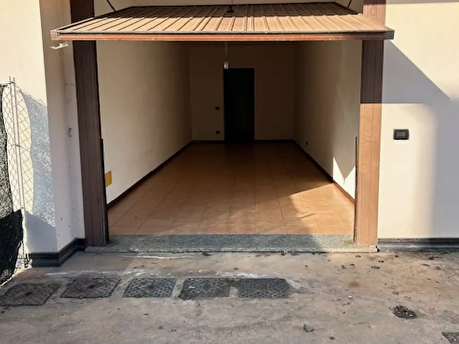 Immagine 10 di Appartamento in vendita  a Piacenza D'adige