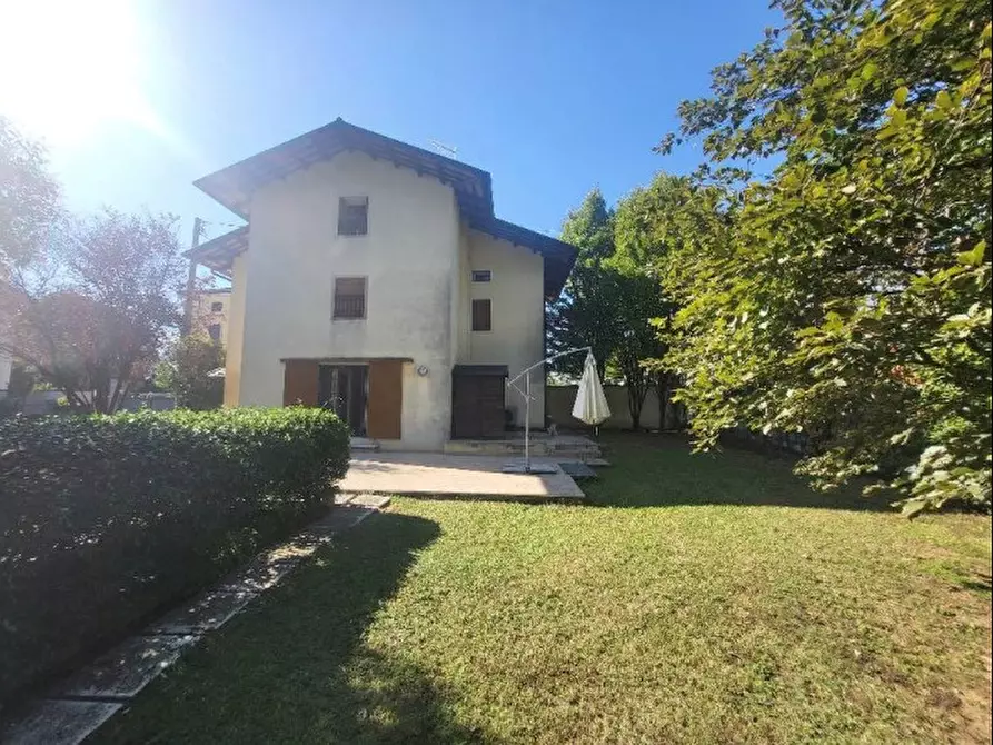 Immagine 1 di Casa indipendente in vendita  in Monte Berico a Vicenza