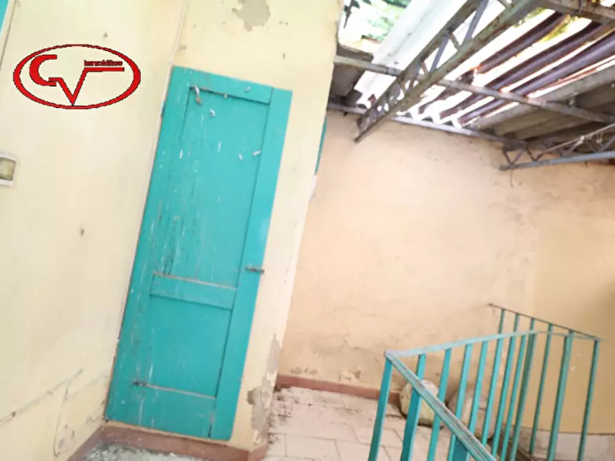 Immagine 23 di Appartamento in vendita  in Piazza Marzilio Ficino a Figline E Incisa Valdarno