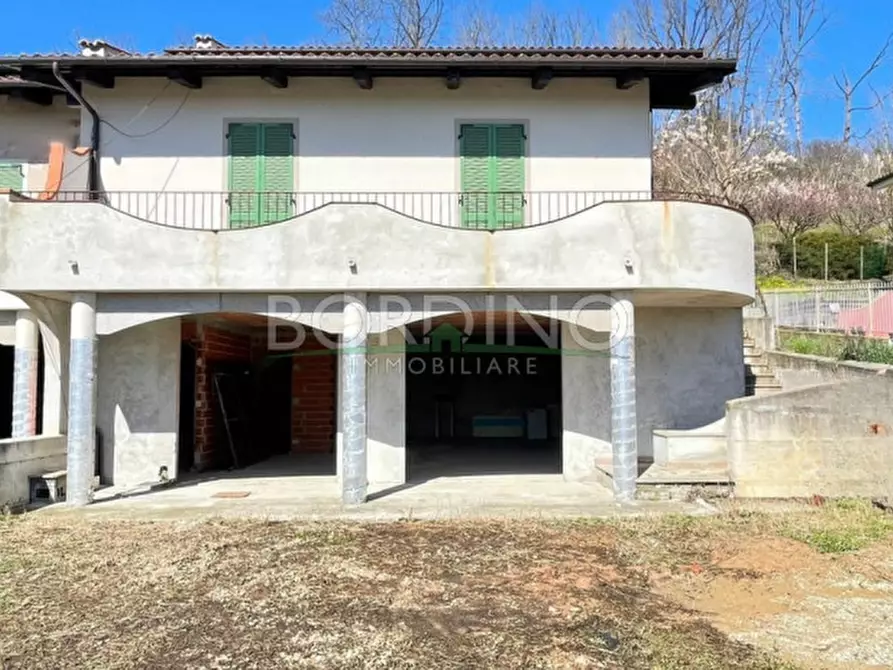 Immagine 3 di Casa bifamiliare in vendita  a Govone