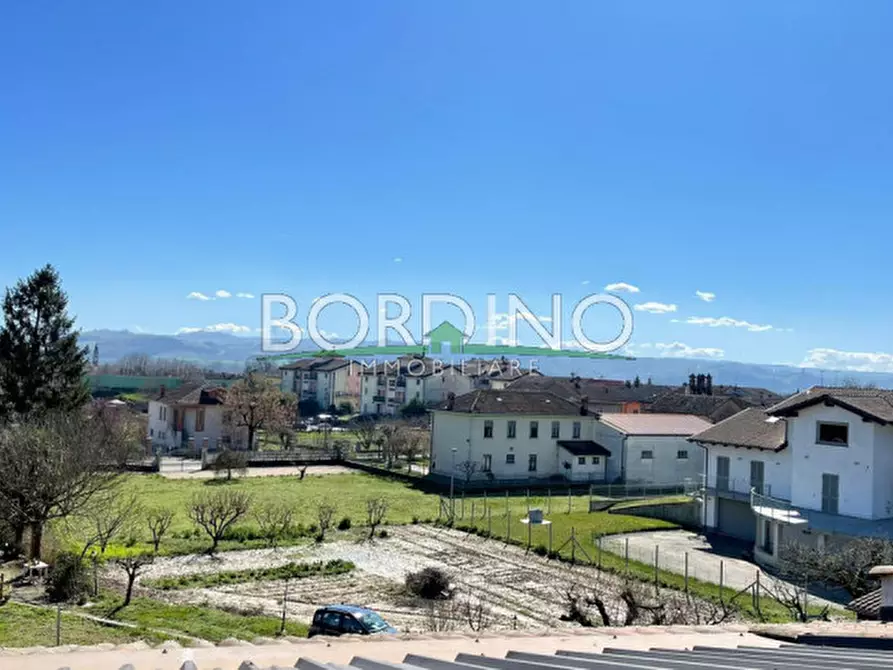 Immagine 11 di Casa bifamiliare in vendita  a Govone