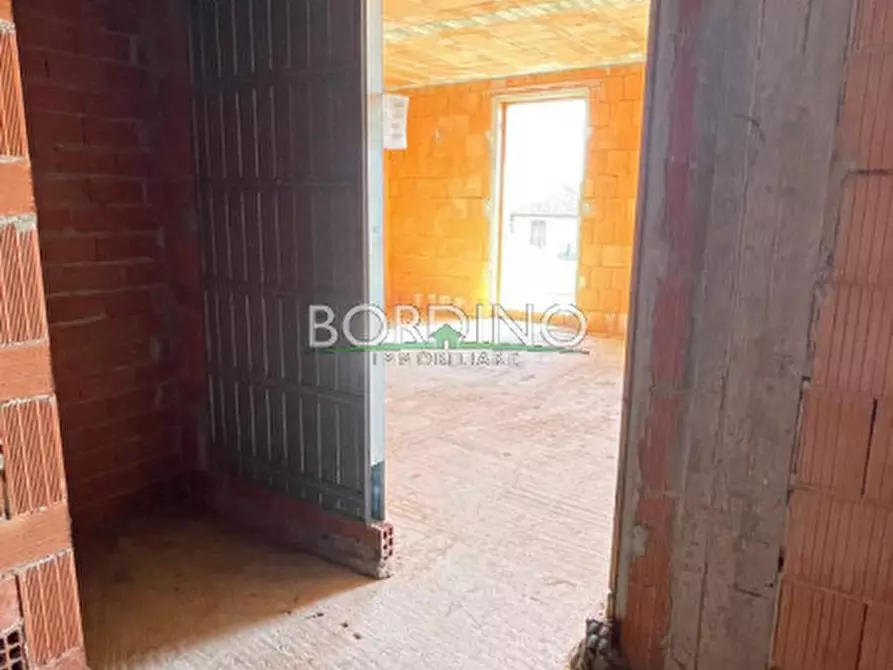 Immagine 17 di Casa bifamiliare in vendita  a Govone