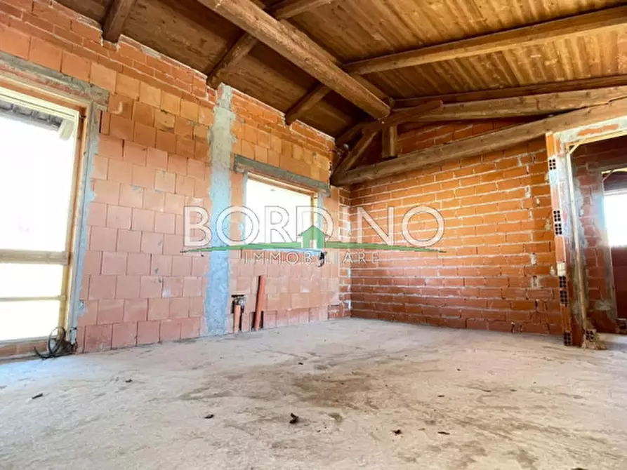 Immagine 20 di Casa bifamiliare in vendita  a Govone