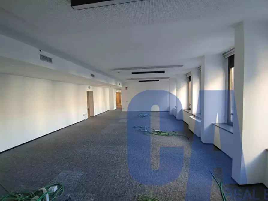 Immagine 12 di Ufficio in affitto  in VIA COPERNICO a Milano