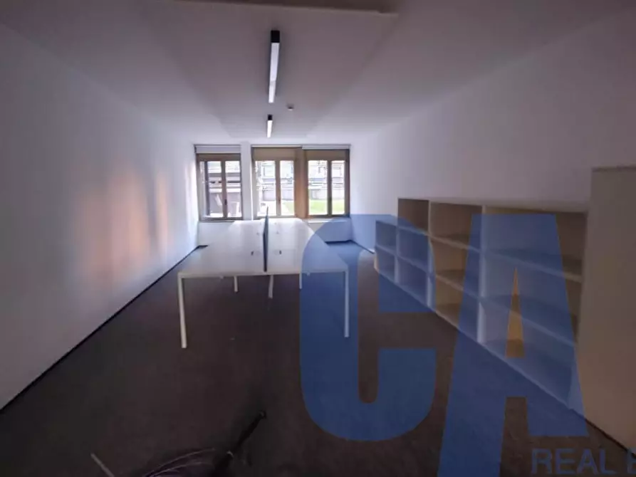 Immagine 18 di Ufficio in affitto  in VIA COPERNICO a Milano