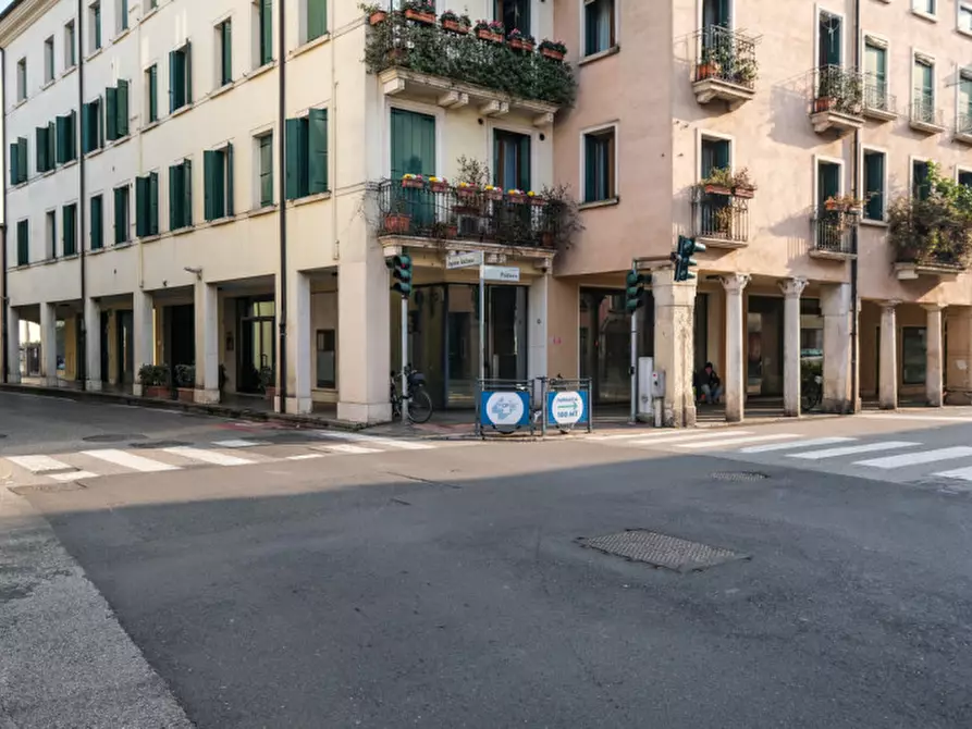 Immagine 9 di Ufficio in affitto  in contrà porta Padova 107 a Vicenza