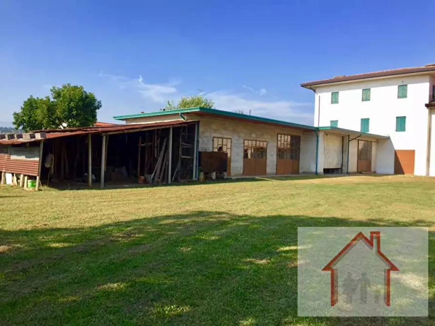 Immagine 3 di Rustico / casale in vendita  a Nervesa Della Battaglia