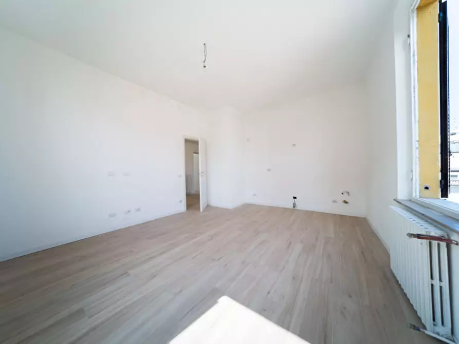 Immagine 9 di Appartamento in vendita  in Via dei Mille n.102 a Parma