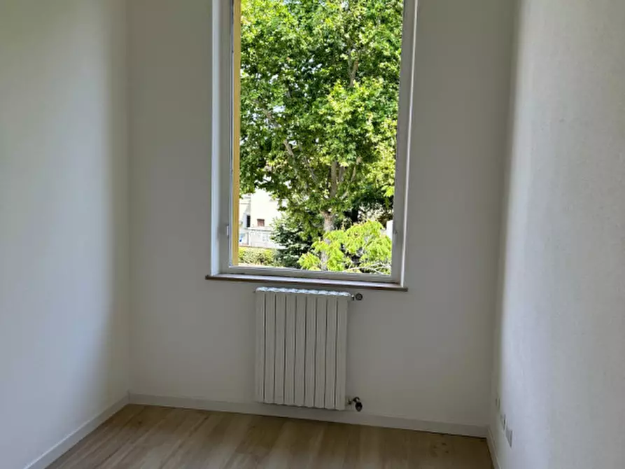 Immagine 14 di Appartamento in vendita  in Via dei Mille n.102 a Parma