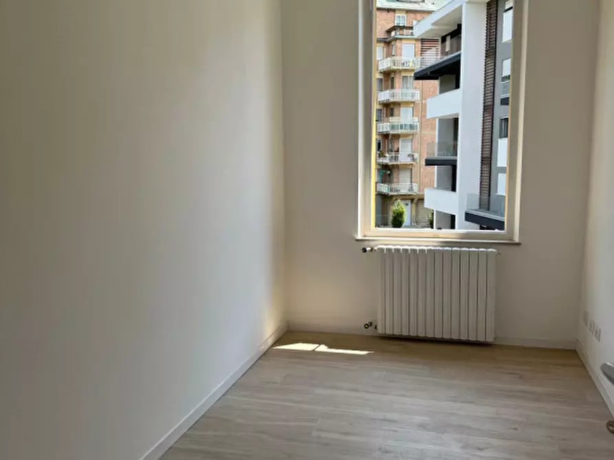 Immagine 19 di Appartamento in vendita  in Via dei Mille n.102 a Parma