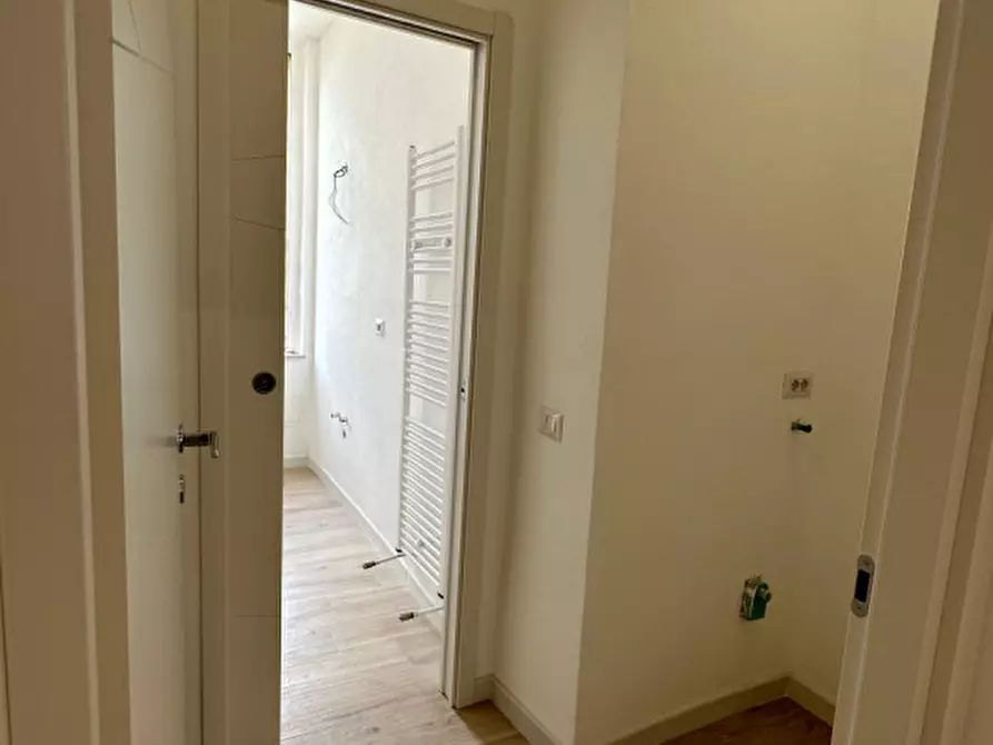 Immagine 23 di Appartamento in vendita  in Via dei Mille n.102 a Parma