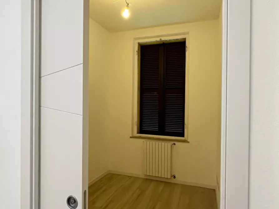 Immagine 24 di Appartamento in vendita  in Via dei Mille n.102 a Parma